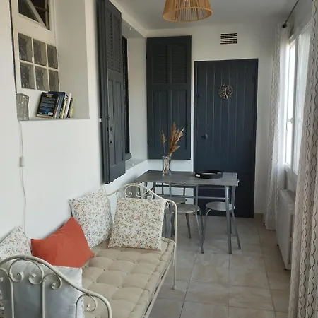 2 Chbres Ideal Pour Ou Travail, Proche Centre Et Port, A 2km, Wifi